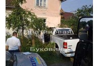 У Чернівцях джип влетів у дитячу кімнату будинку