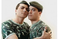 У США геям і лесбіянкам дозволили служити в армії