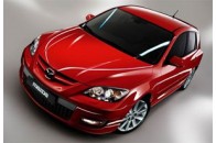 Японські виробники показали оновлену Mazda3