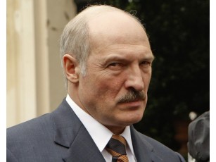 США запропонували Лукашенку безбідну старість «як президенту України»