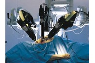 Нові роботи проводять операції, перебуваючи в тілі пацієнта