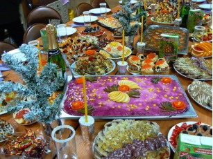 Під час новорічних свят українці викидають на смітник 470 мільйонів