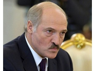 Лукашенко заборонив білорусам заходити на іноземні сайти