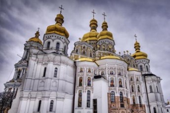 Провладна більшість Клімчука у Волиньраді готова віддати національні святині Москві…