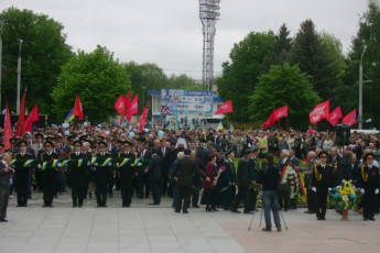 У Луцьку відзначили день перемоги одного окупанта України над іншим