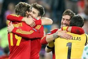 Збірна Іспанії виграла фінал Євро-2012, розгромивши італійців з рахунком 4:0