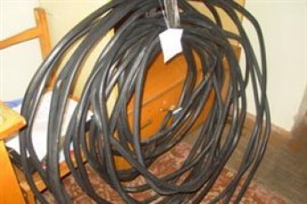 На Волині троє неповнолітніх ковельчан викрали 120 метрів кабелю