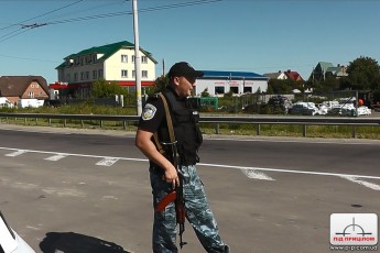 Волинська міліція з автоматами полює на засудженого втікача