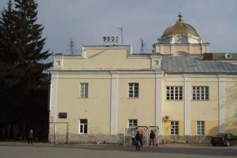 «Домінанта» хотіла через суд змусити волинських чиновників віддати їй частину колишніх келій монастиря Бернардинів