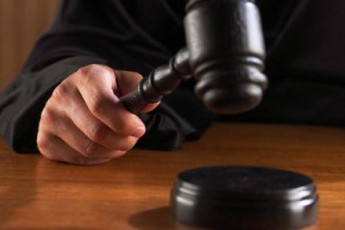 Суд «виляє хвостом» перед волинськими правозахисниками, які намагаються притягнути до відповідальності скандального прокурора