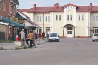 Біля залізничної станції у Ківерцях рецидивіст вкрав у жінки велосипед