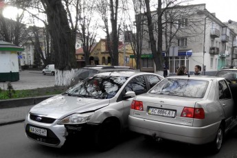 У центрі Луцька - потрійна аварія