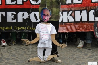 У Луцьку пройшов марш «Путін х*йло!»