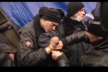 Сепаратисти захопили в полон півсотні українських військових