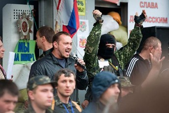 Луганські сепаратисти побилися через російські гроші