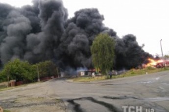 На Черкащині вибухнули цистерни з нафтопродуктами ВІДЕО