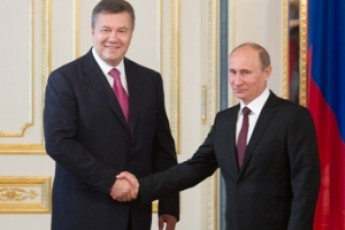 Путіну віддали дачі Януковича