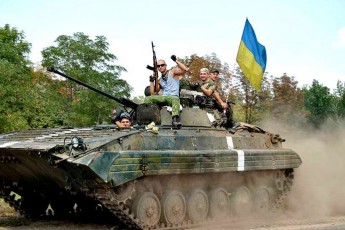 Українські прикордонники облаштовують блокпости на «кордоні» з окупованим Донбасом ВІДЕО