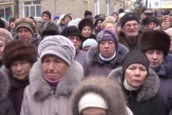 У передмісті Луганська зріє бунт проти лідера бойовиків ВІДЕО