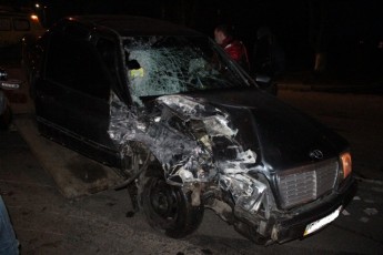 Смертельна аварія в Луцьку: під колесами Mercedes загинув боєць АТО ФОТО