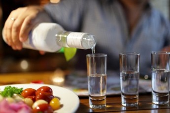 Український алкоголь здорожчає майже вдвічі