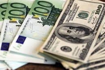 Після вихідних в Україні знову здорожчає долар