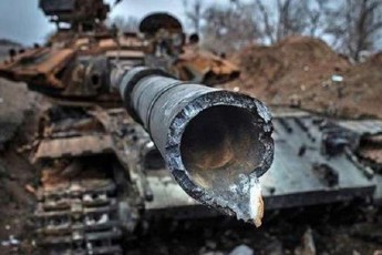 Під Мар’їнкою сили АТО підбили БТР та Т-72Б сепаратистів