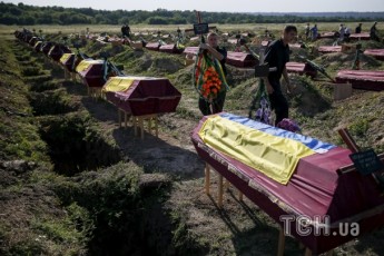 Під Запоріжжям поховали 57 невідомих воїнів АТО ФОТО