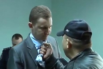 Рівненський прокурор, якого Сашко Білий тягав за краватку, розпочав судові війни у Луцьку