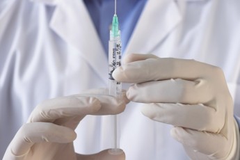 В Україні вводять примусову вакцинацію від грипу