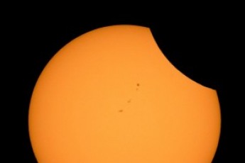 Сонячне затемнення: повна версія для тих, хто не бачив. ВІДЕО