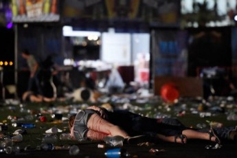 Під час стрілянини у Лас-Вегасі близько 50 загиблих та більше 400 поранених
