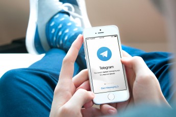 У популярний месенджер Telegram додали українську мову