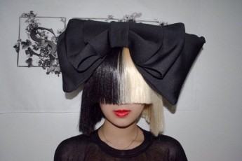 Sia здивувала мережу фото з оголеними сідницями.ФОТО 18+