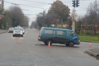 На перехресті у Луцьку зіткнулись два автомобіля