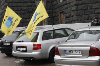 Водії «євроблях» готують нову акцію протесту