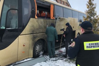У польський туристичний автобус біля Львова стріляли з РПГ-26