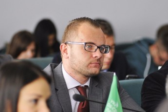Ігор Поліщук закликав депутатів скласти мандати