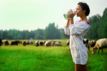 Головні правила для корисного вживання молока