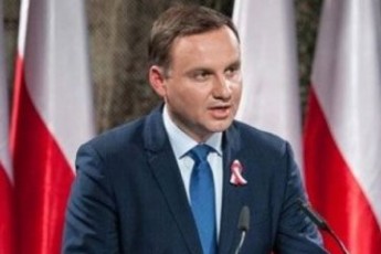 Президент Польщі підписав скандальний 
