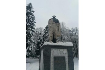 Невідомі відбили голову пам’ятнику Тарасу Шевченку на Львівщині