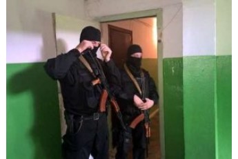 Спецпризначенці КОРДу провели 11 обшуків у Нововолинську
