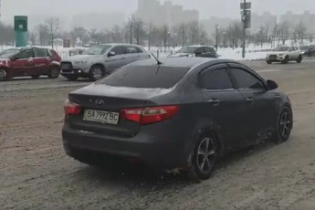 Водій жорстоко побив пішохода у Києві
