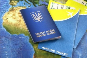 Куди поїхати українцю без візи в 2018 році