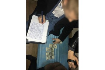 Лікар хотів помістити чоловіка у психлікарню за $1000 на Одещині