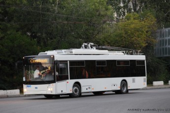 У Чернівцях з'явилися тролейбуси на автономному ходу