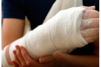 8-річний львів'янин зламав руку у переповненій маршрутці