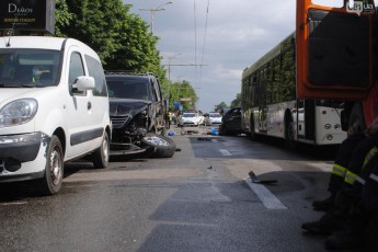 ДТП за участю 7 автомобілів та маршрутки сталася у Запоріжжі