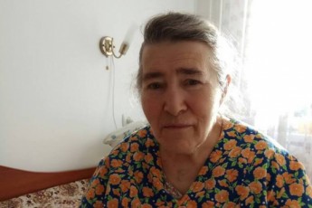 У Луцьку шукають кошти для порятунку самотньої бабусі