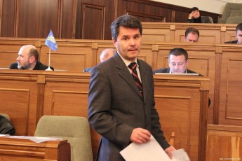 Депутат Волиньради проти видобутку бурштину КП 